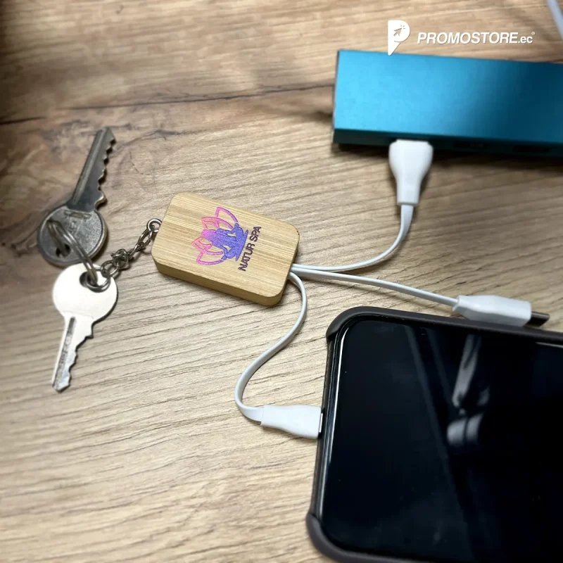 Vista previa de Llavero Multicables 3 en 1 2