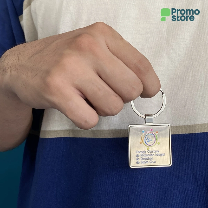 Vista previa de Llavero Metix Cuadrado 4