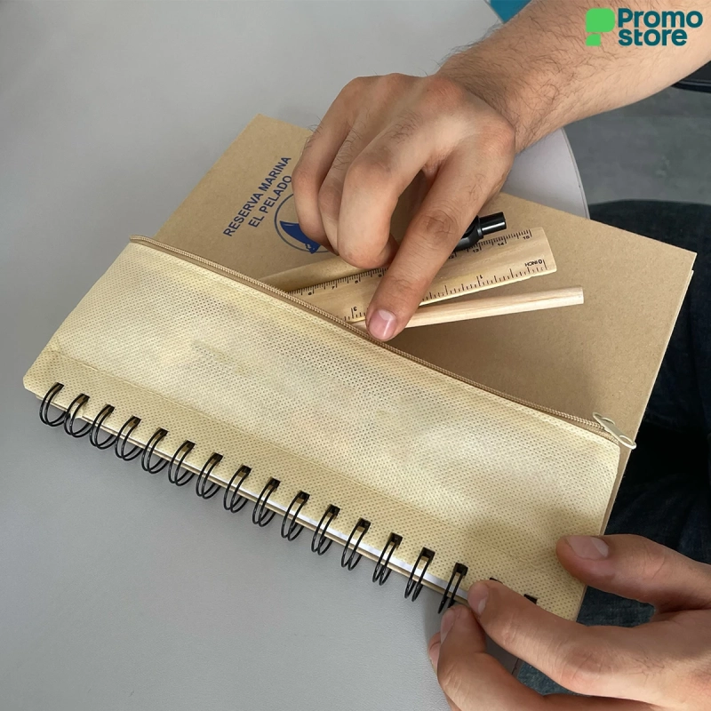 Vista previa de Cuaderno eco + cartuchera 2