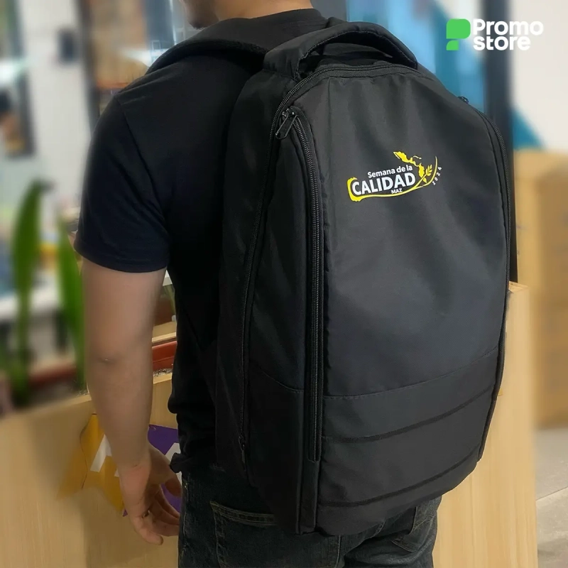 Vista previa de Mochila Ejecutiva 16″ 4