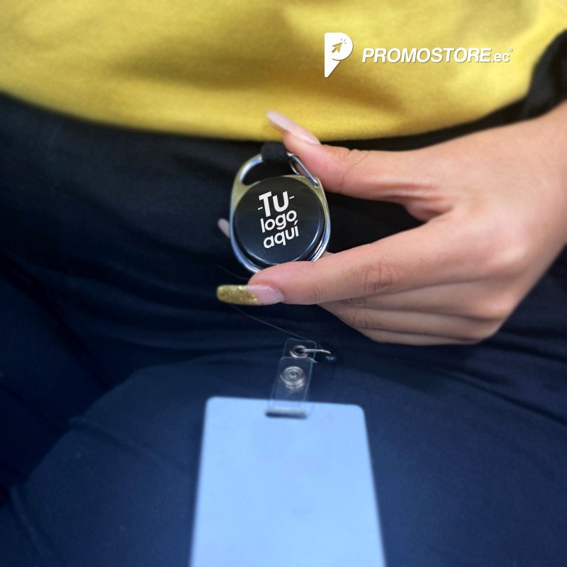 Vista previa de Yoyo Porta Credencial 4