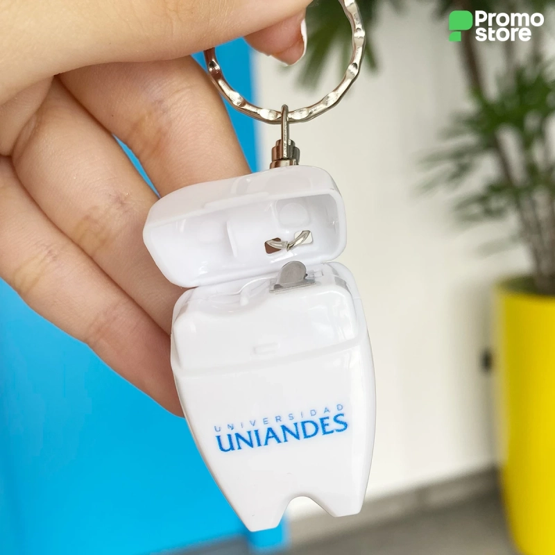 Vista previa de Llavero hilo dental dentist 2