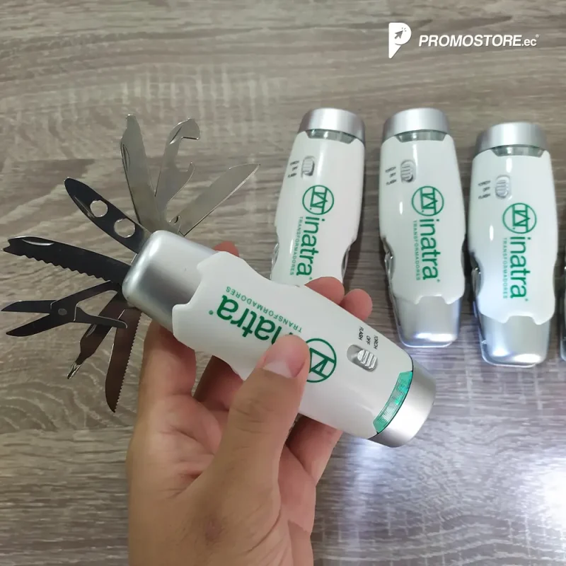 Vista previa de Linterna herramienta ironman 3