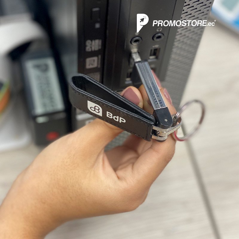 Vista previa de Pendrive Llavero Top Cuero 2